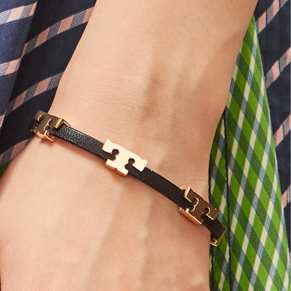 TORY BURCH SERIF-T SINGLE WRAP BRACELET -NWT - Picture 3 of 3